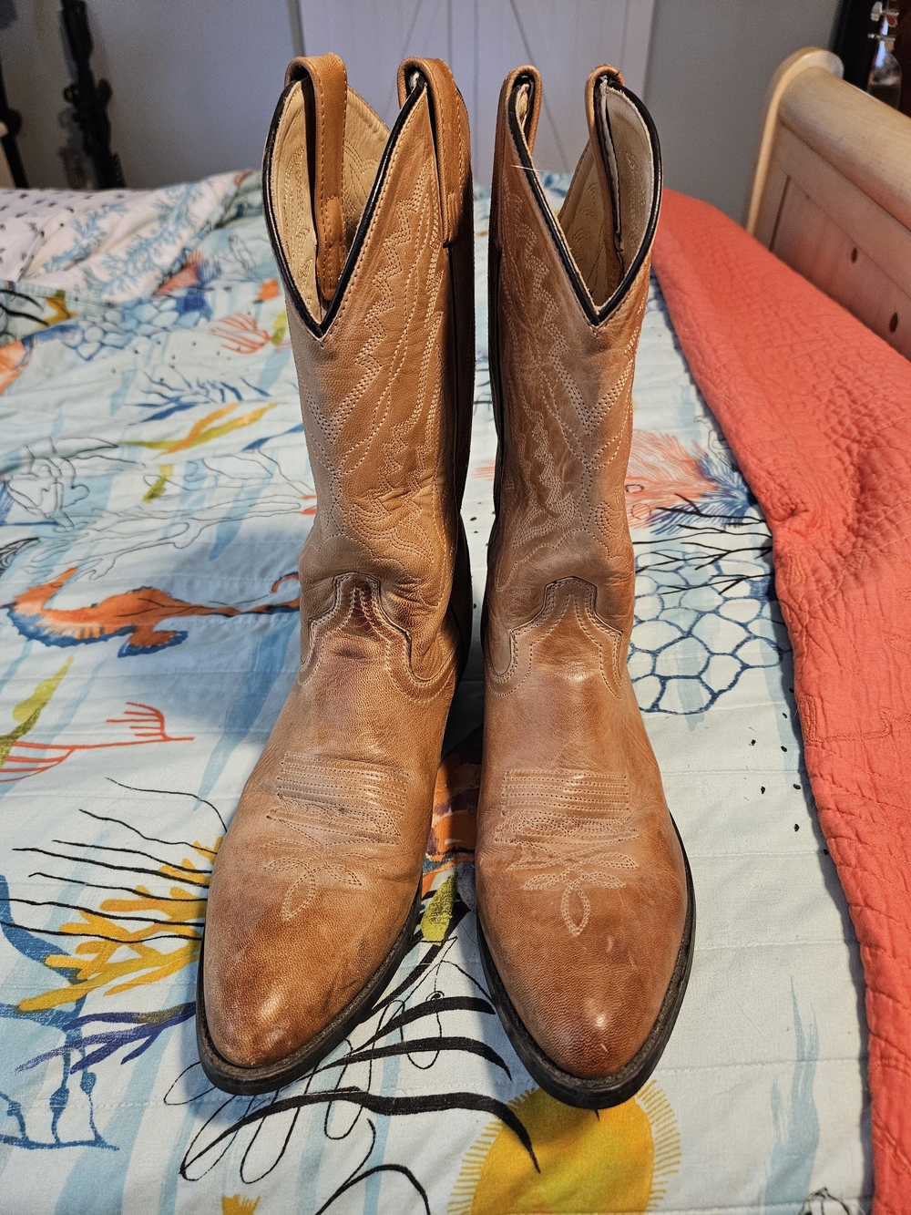 Smoky Mountain Classic Men’s Tan Leather Western Cowboy Boots